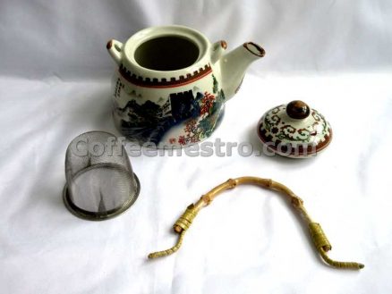 Chinese Style "The Great Wall" Graphic Ceramic Tea Pot and 6 Cups Set