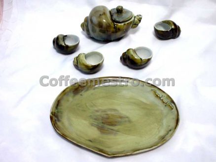 Sea Shell Shape Ceramic Tea Pot and 4 Cups Set